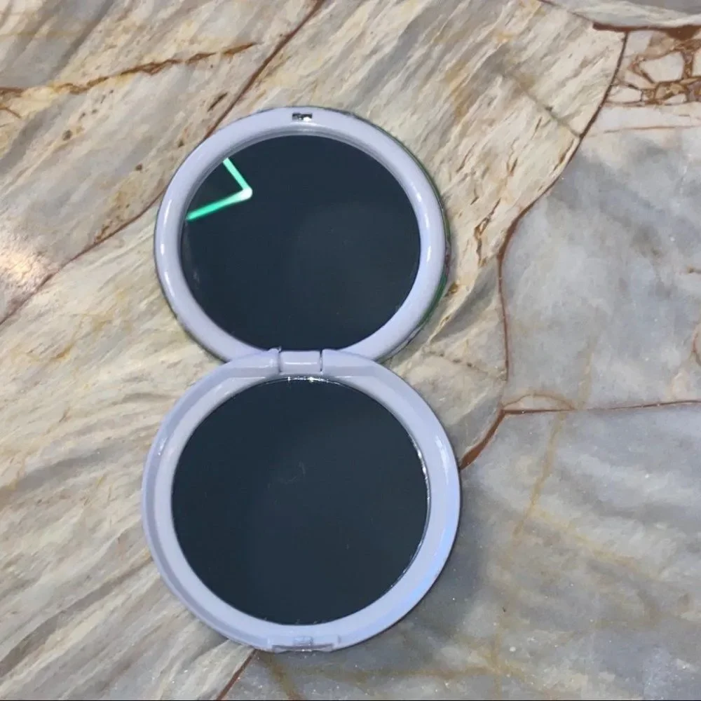 Beautiful‎ Purse Bag Makeup Magnification Mirror